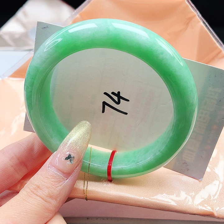 翡翠手镯未镶嵌56 正圈