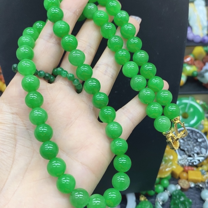 不***己翡翠未镶嵌颈饰项链29