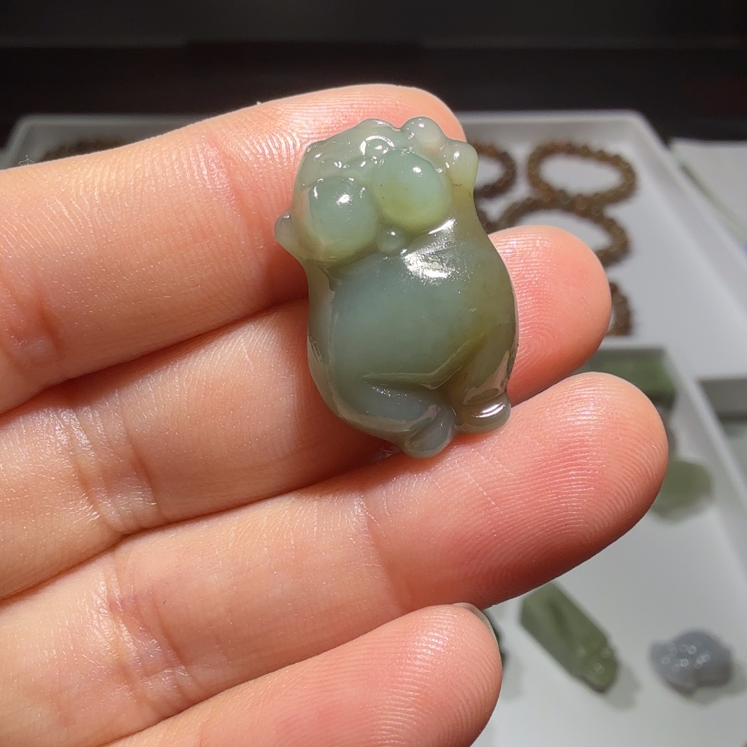 和田玉未镶嵌珠宝奇石