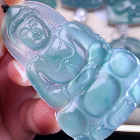 【闪购商品】翡翠颈饰未镶嵌天然翡翠