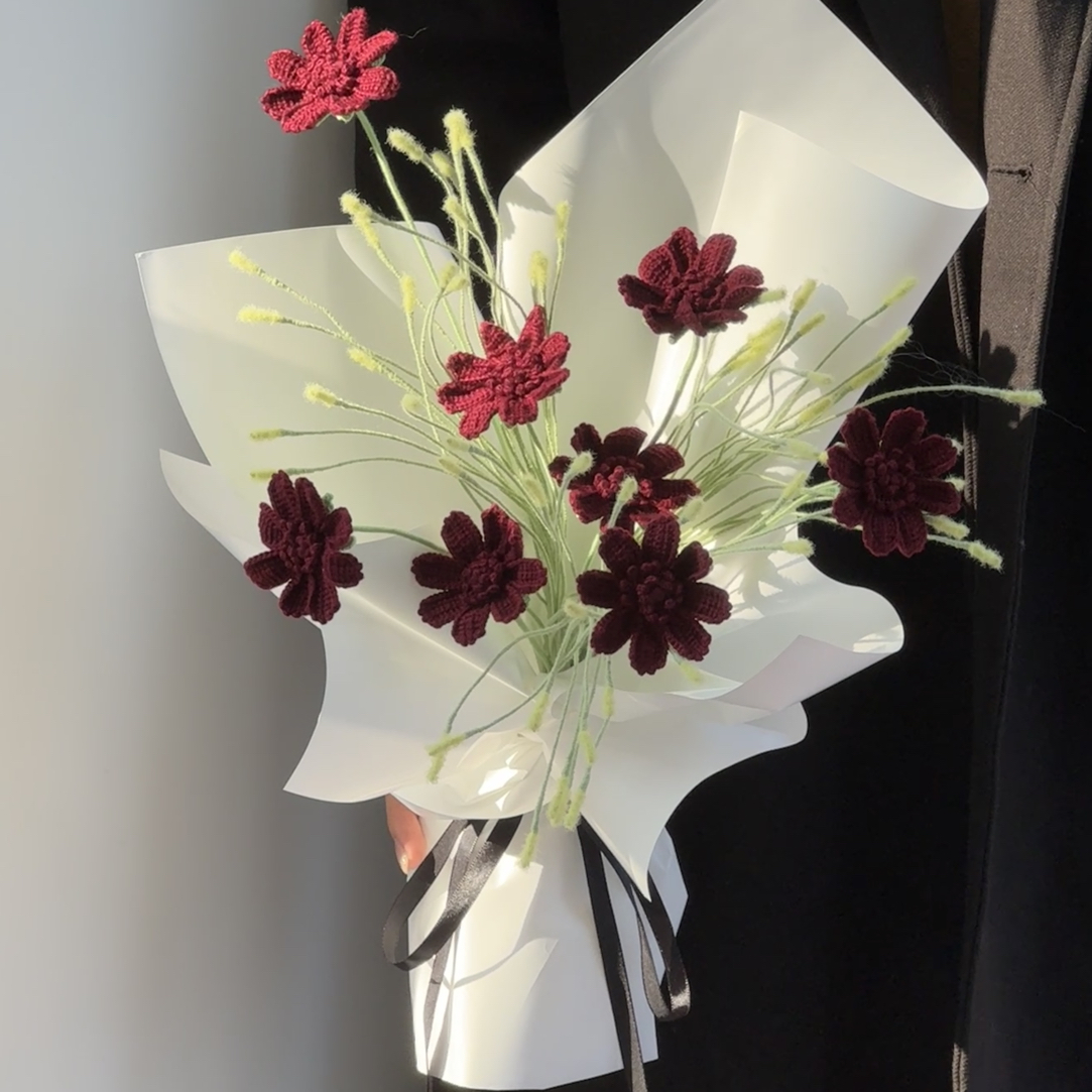 巧克力秋英花束 | 毛线花手工钩织花束生日花束创意礼物