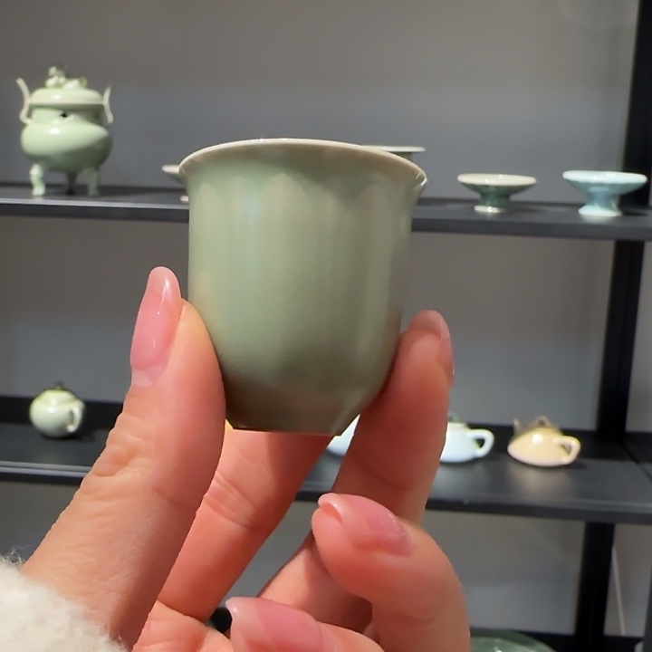 杨盛侃莲瓣闻香杯
