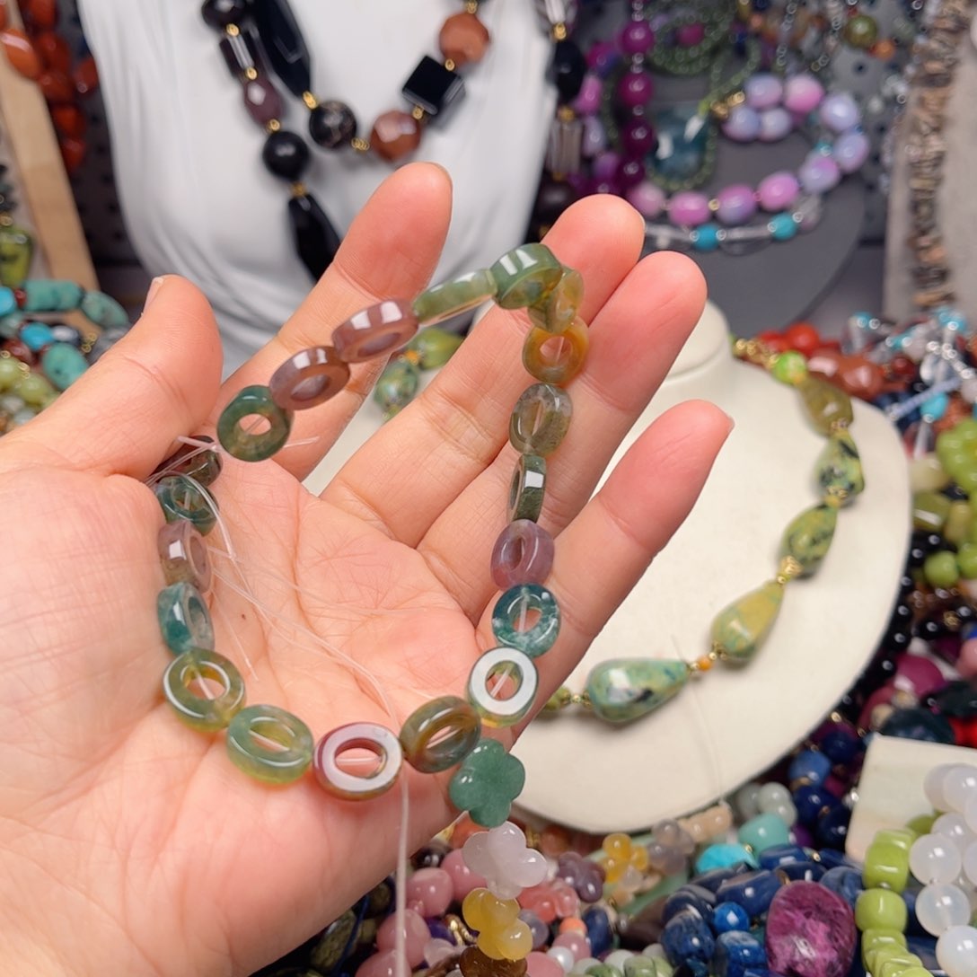 石英质玉珠宝奇石未镶嵌图