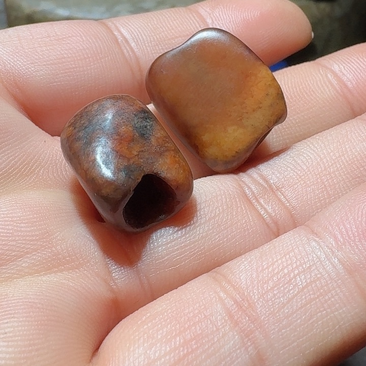 和田玉（糖玉）颈饰未镶嵌