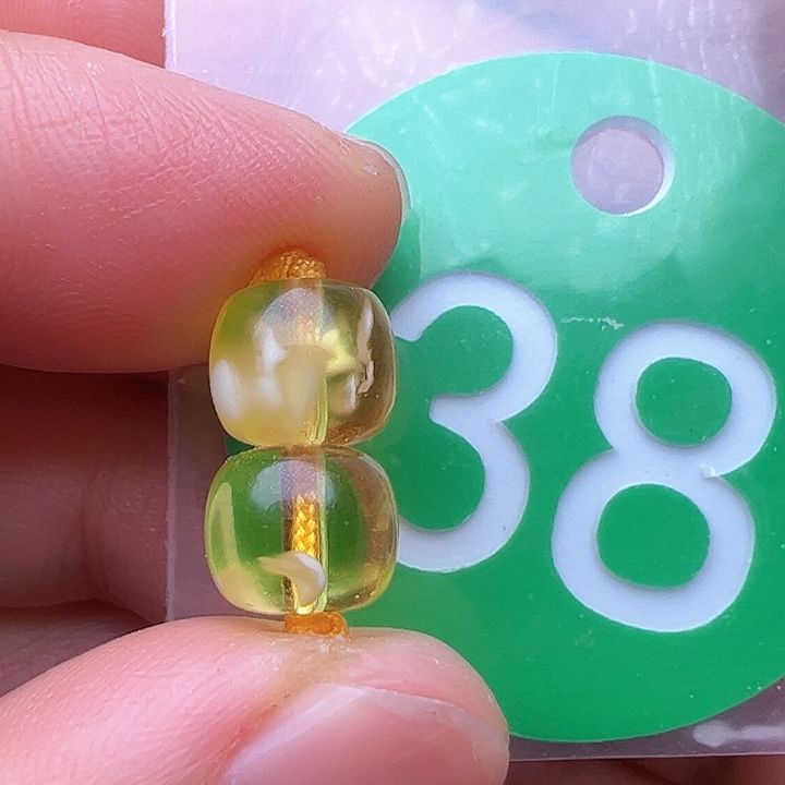 蜜蜡裸石未镶嵌金沙8m m