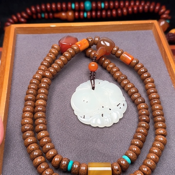 星月菩提吊坠及**楽星月菩提吊坠