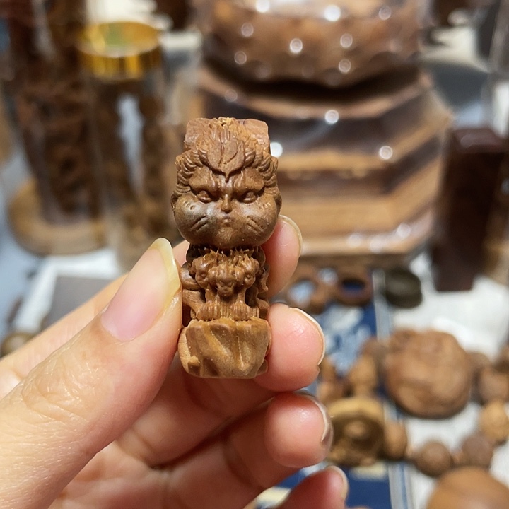 檀香木其他九尾猫王印度迈索尔老山檀香