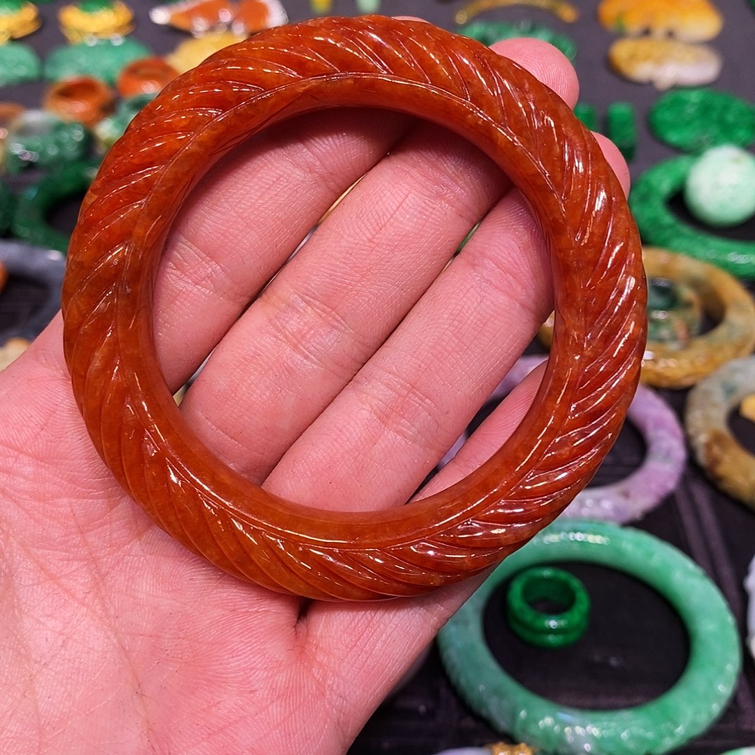 翡翠未镶嵌手镯翡翠