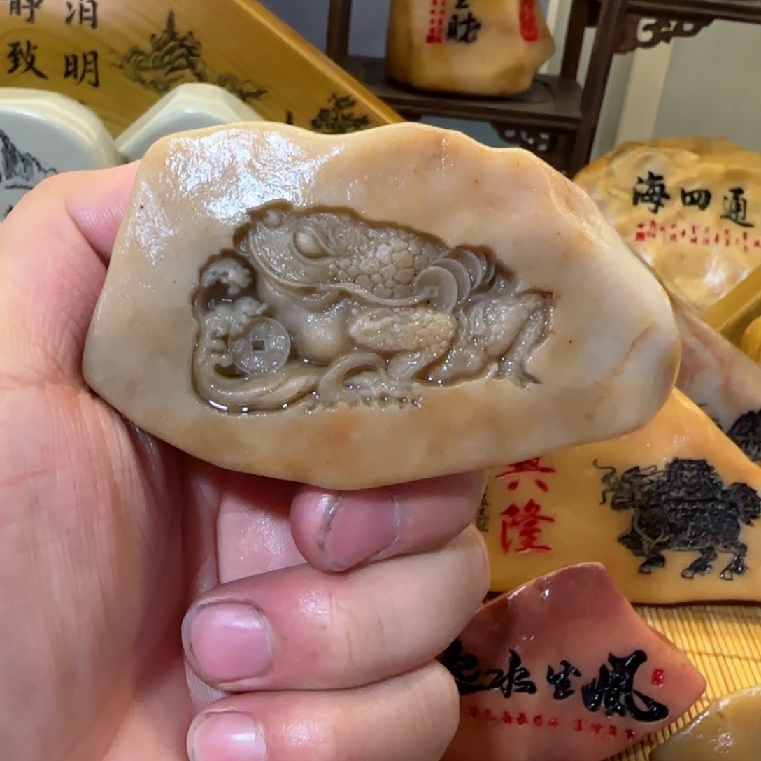 茶宠小**！石头雕刻艺术设计