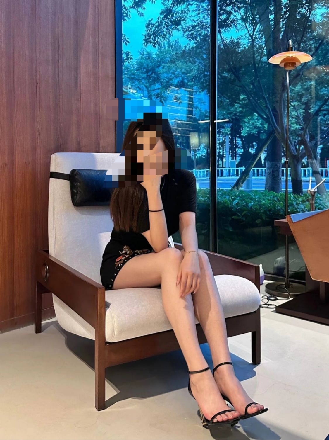 超哇塞~御姐必入~气质风金属字母跟一字带高跟黑色性感细带凉鞋