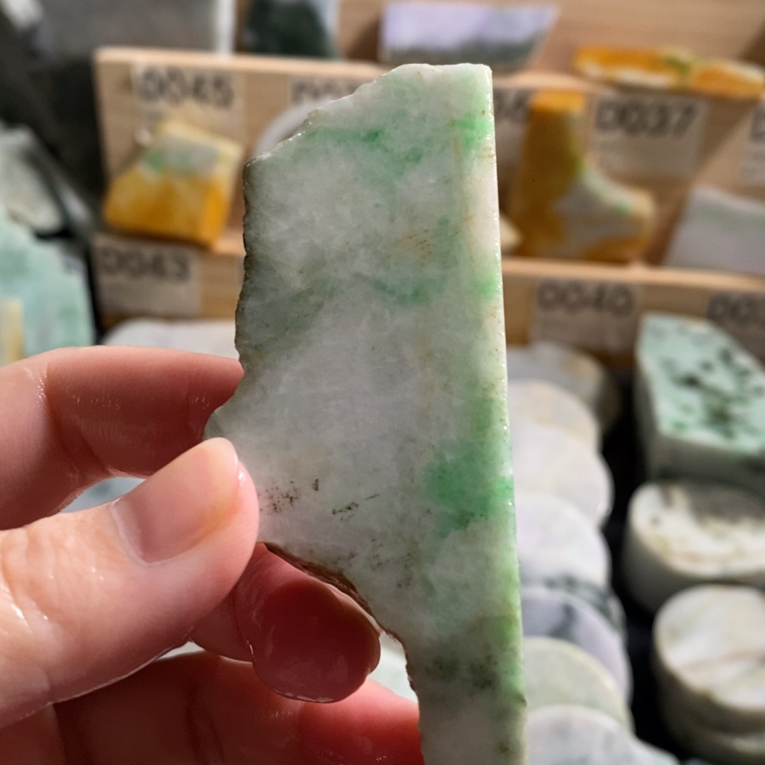 颈饰未镶嵌翡翠天然翡翠