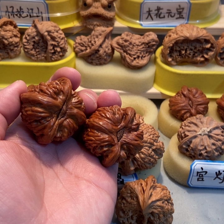 桃核把件雾*歌qq qu tu tu t