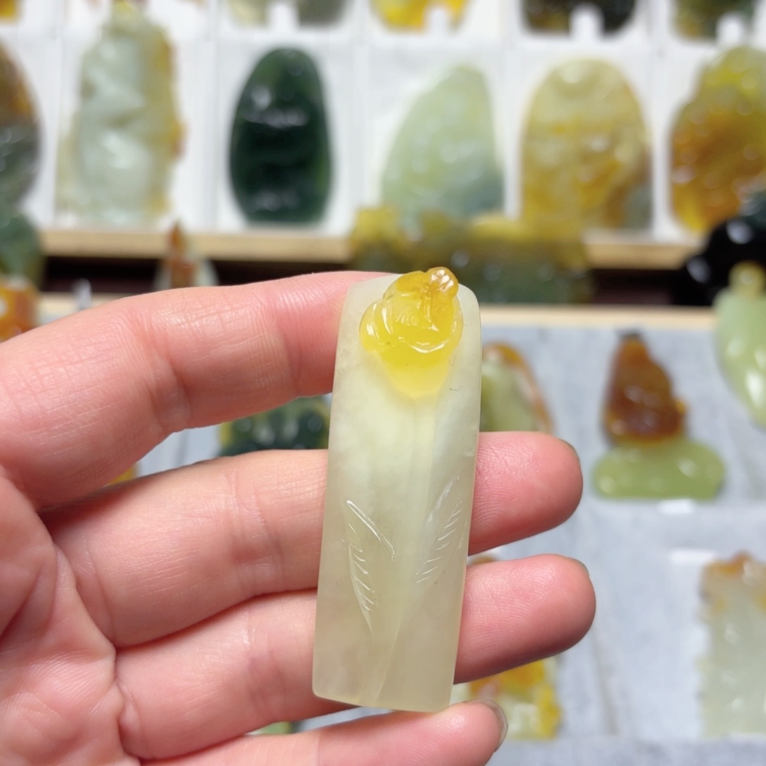 蛇纹石玉吊坠(不含链)未镶嵌