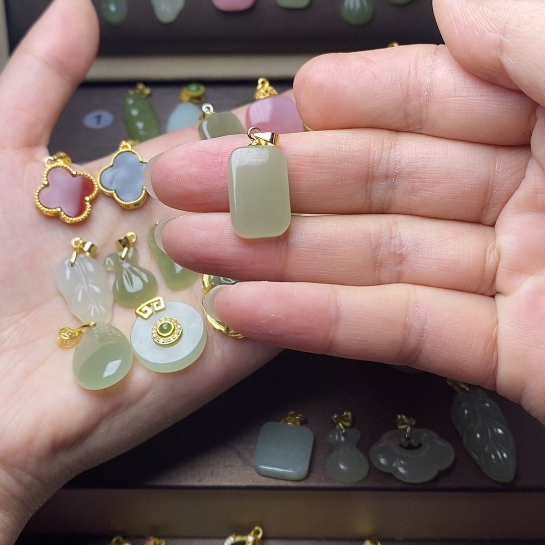 和田玉颈饰银S925镶嵌