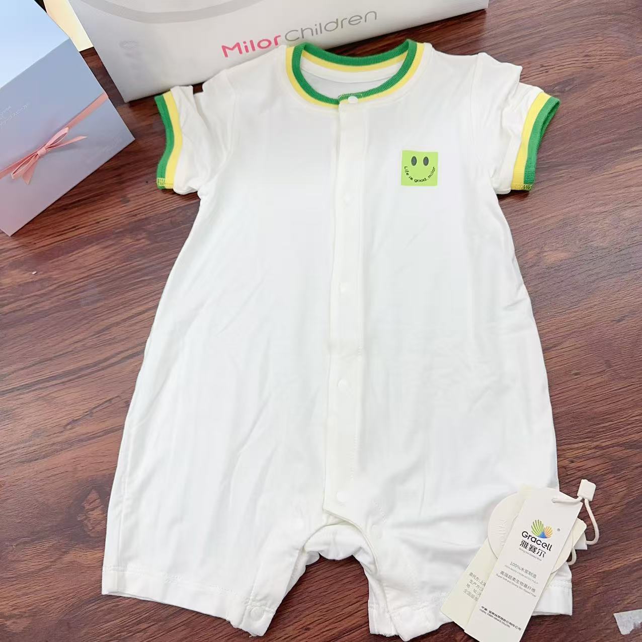 米le熊新款笑脸前开哈衣2780