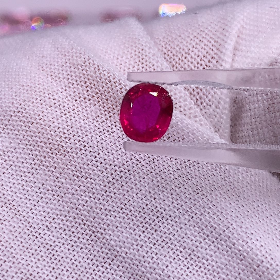 红宝石裸石9987896599
