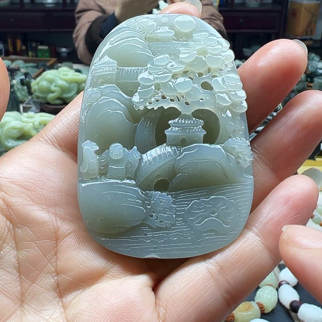 和田玉未镶嵌挂件