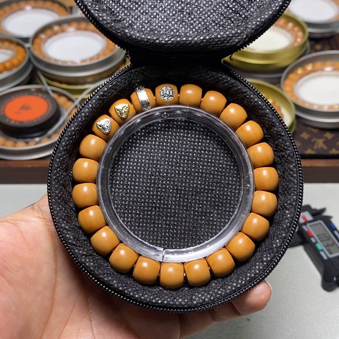 猴头核桃手串85号四标高配直切10左右