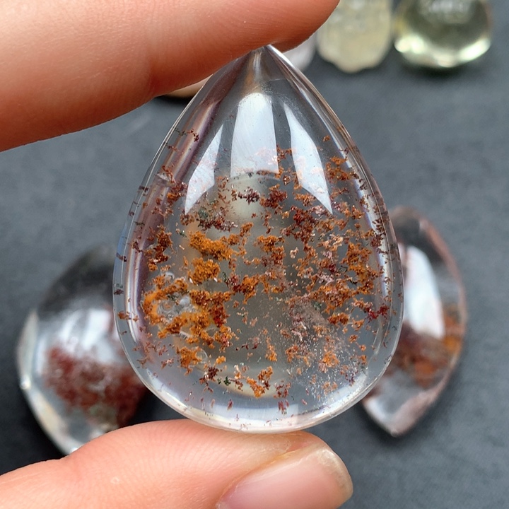 未镶嵌颈饰水晶水晶