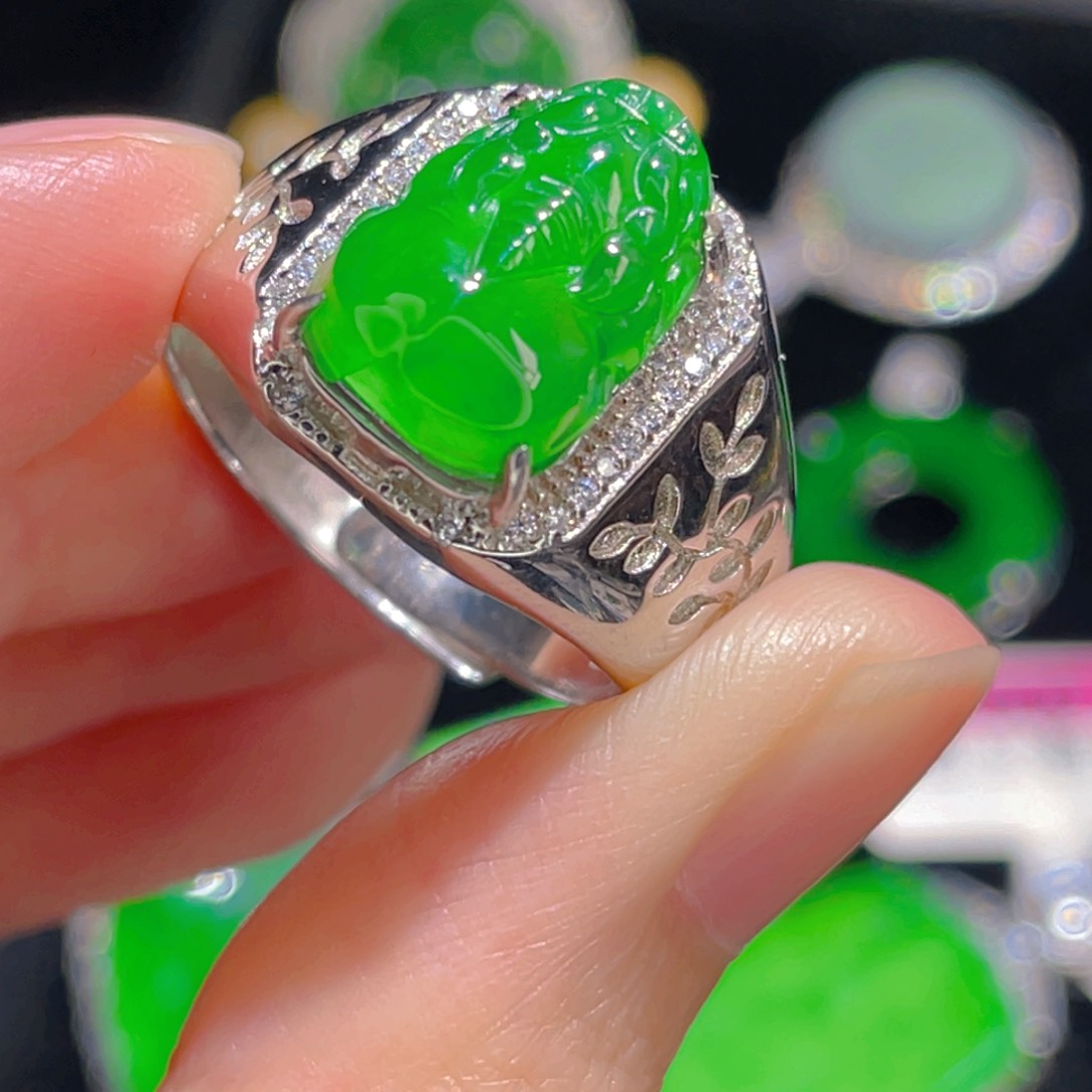 翡翠戒指银S925镶嵌111111111111