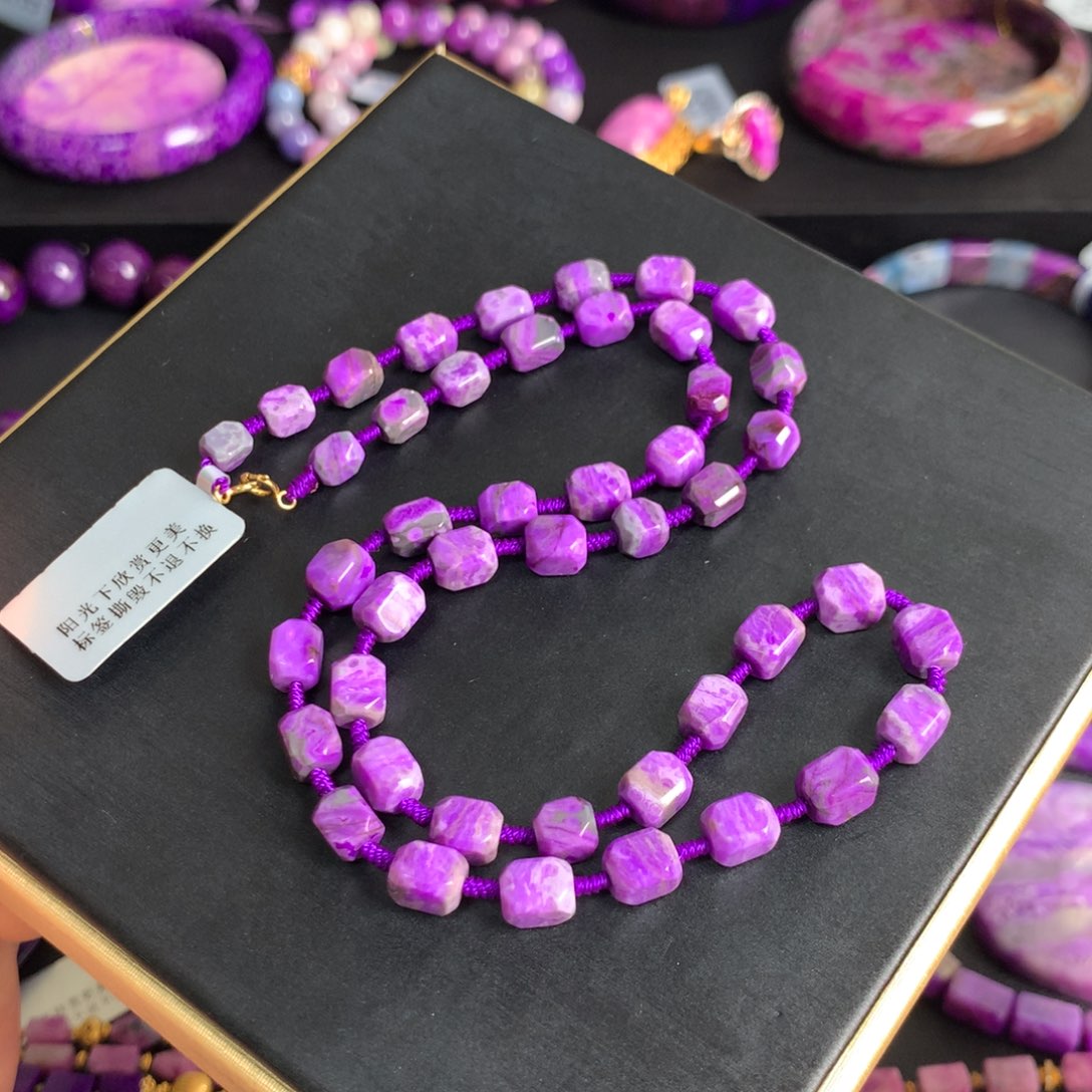 苏纪石（舒俱来）紫樱花项链未镶嵌