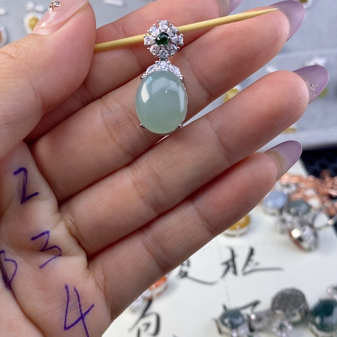 ＂***〃翡翠未镶嵌戒指缅甸