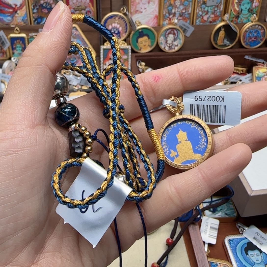 吊坠哈**喽古祥手绘唐卡