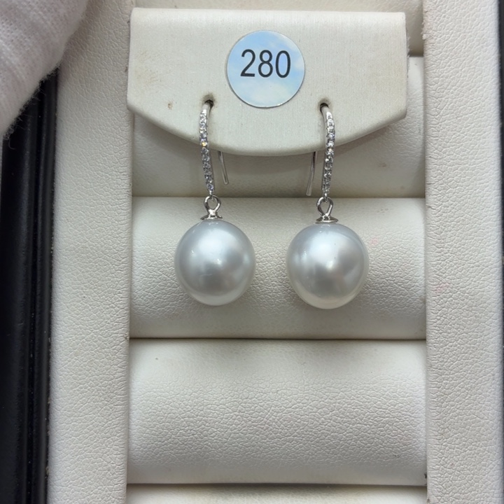 海水珍珠银S925镶嵌耳饰