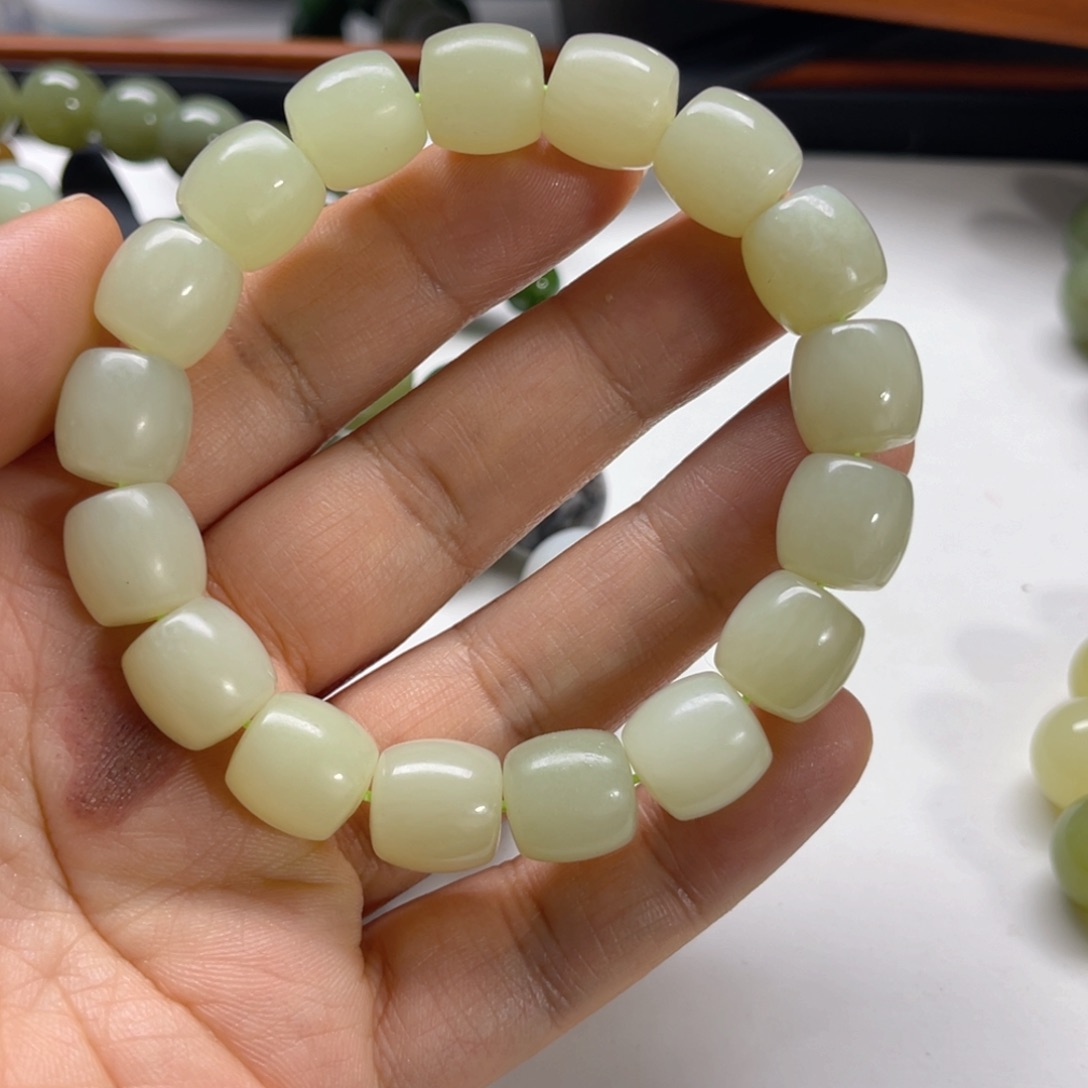 未镶嵌手链和田玉