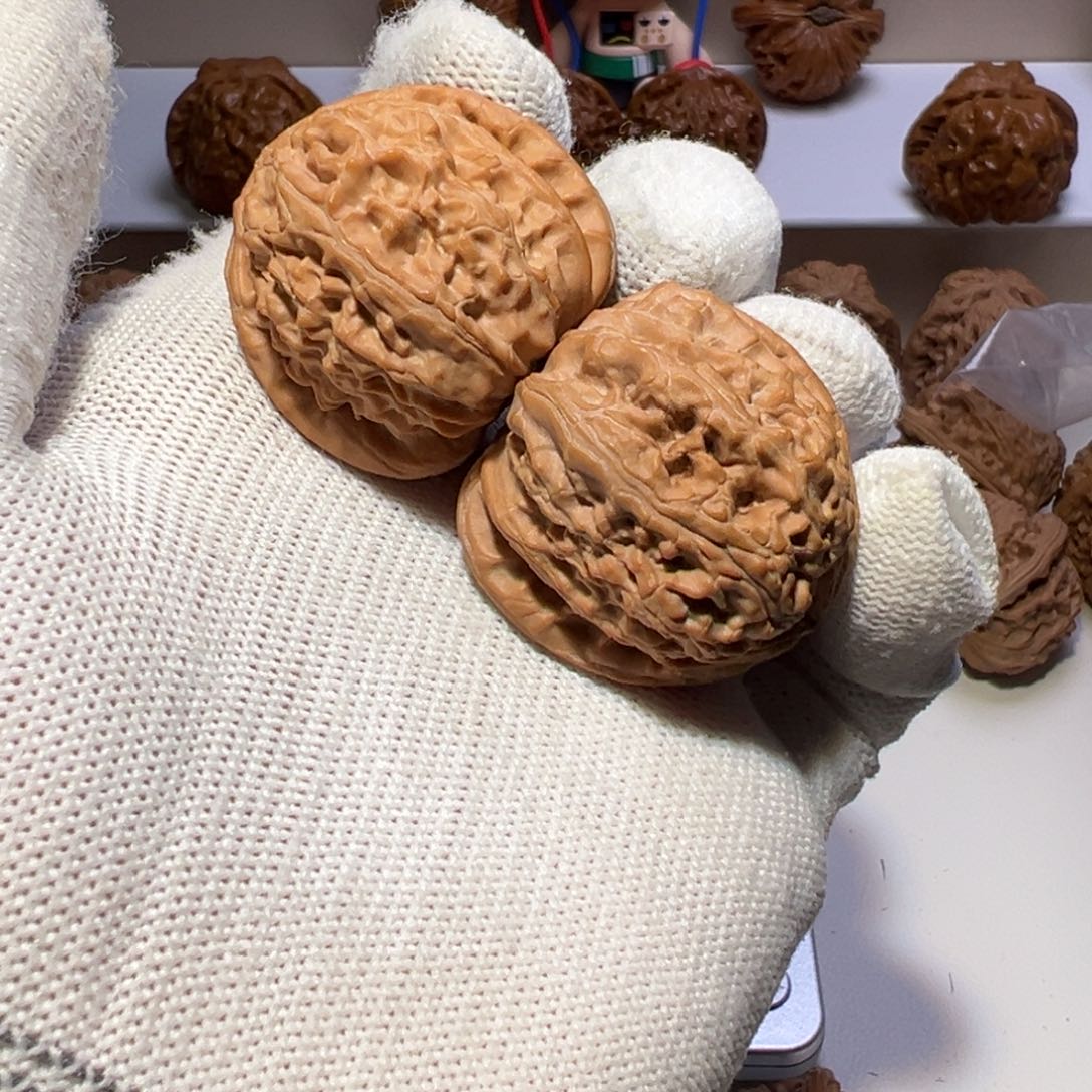 文玩核桃把件渚***.白狮子