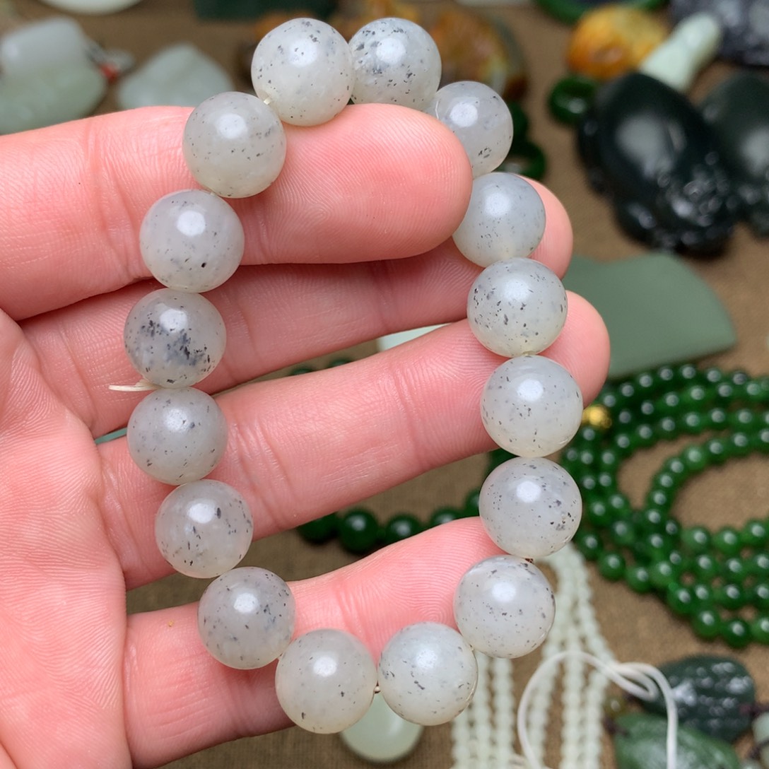 和田玉未镶嵌手链