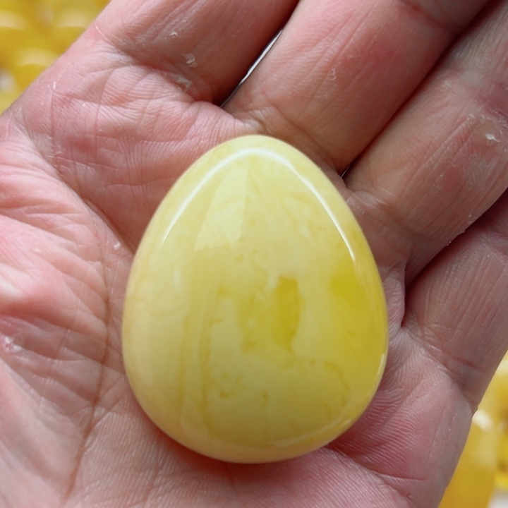 未镶嵌琥珀（矿物珀）裸石