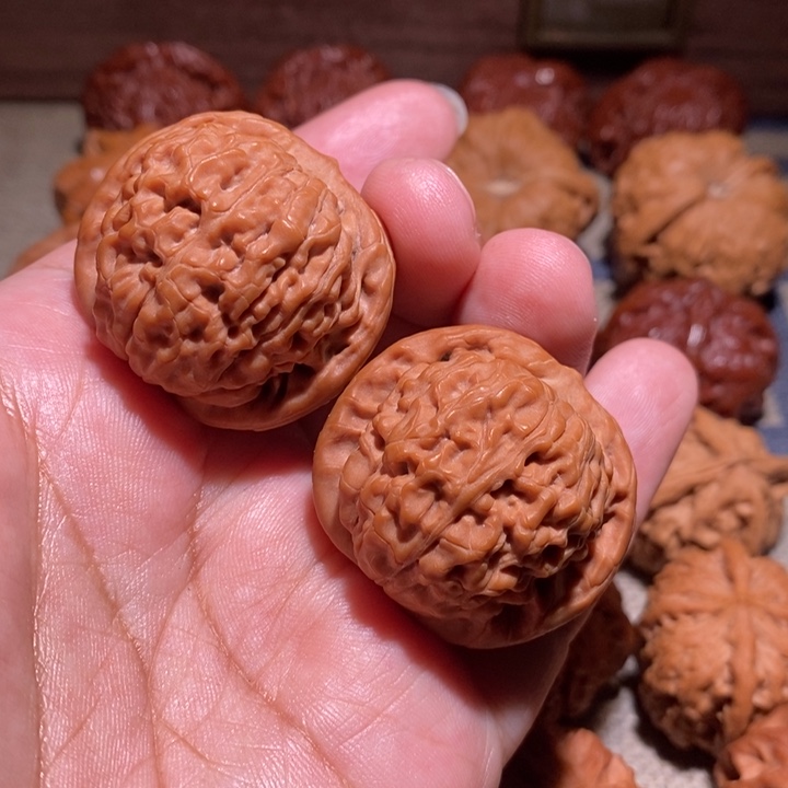 辛****文玩核桃吊坠核桃