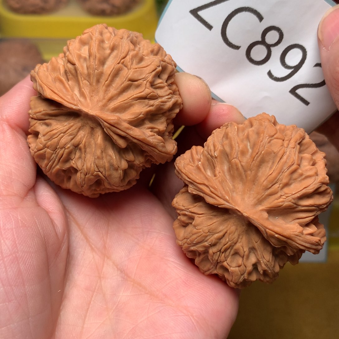 文玩核桃把件毕业肉球苹果45