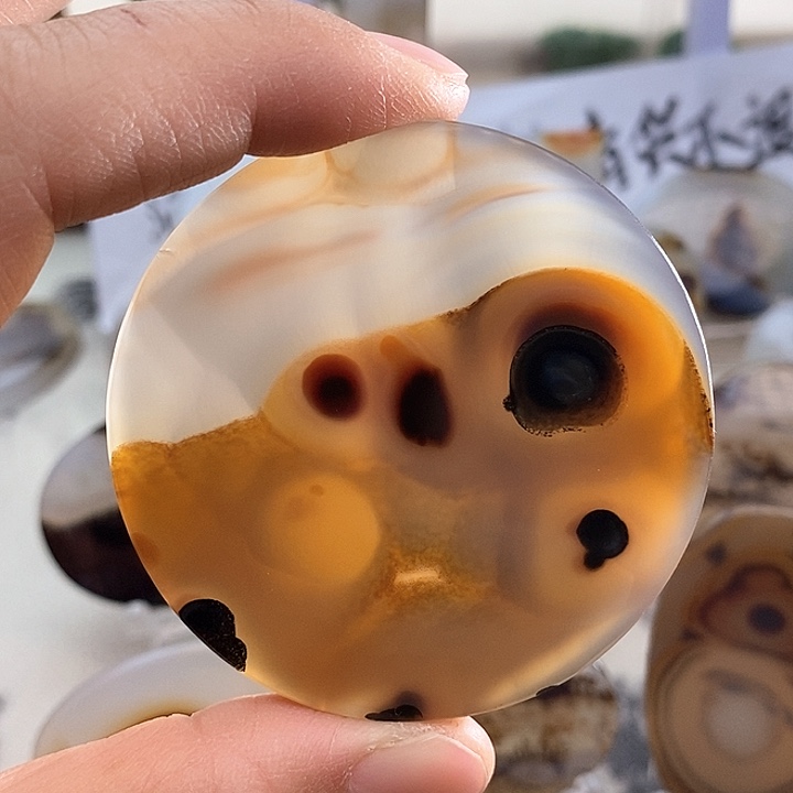 玛瑙/玉髓颈饰未镶嵌