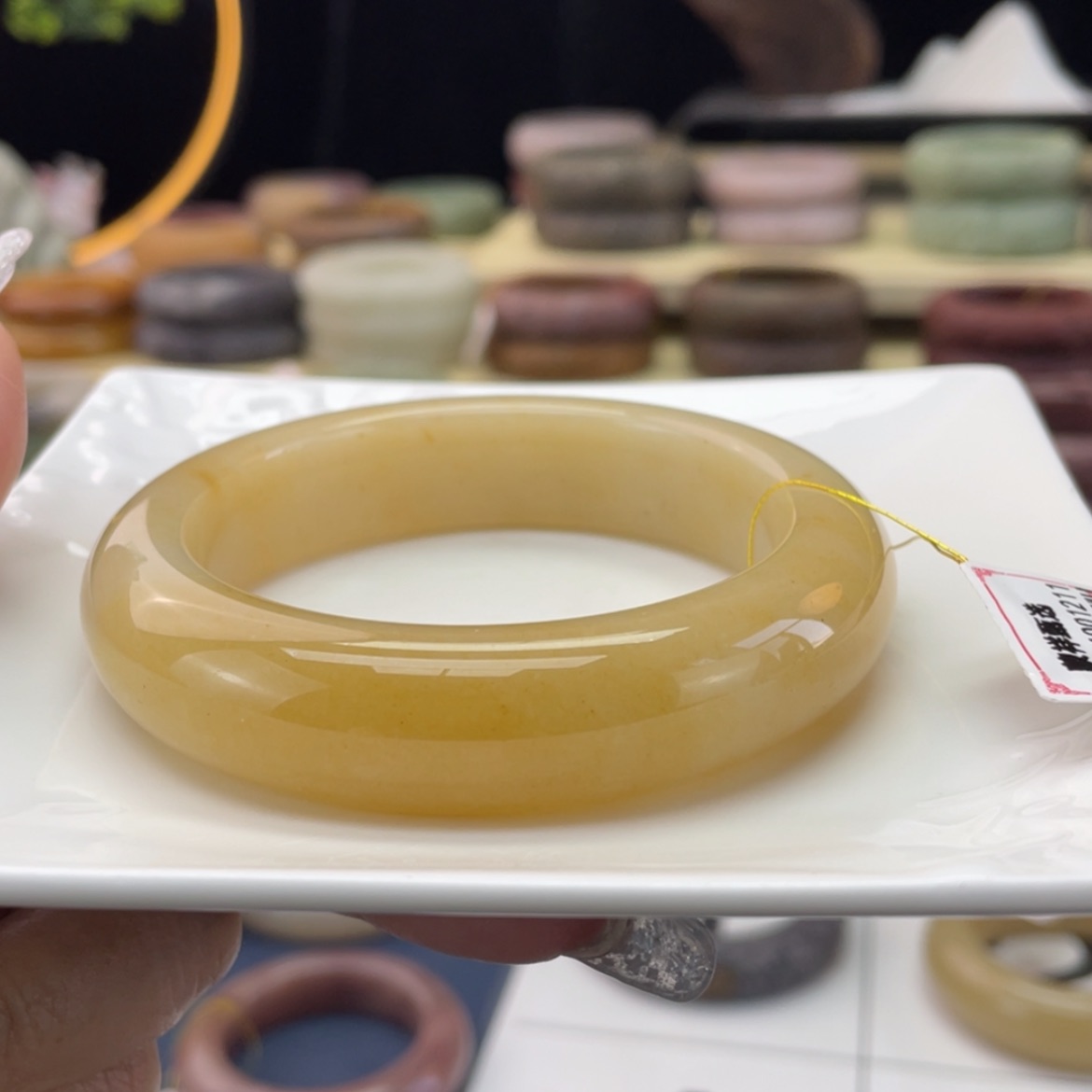 【闪购商品】石英质玉手镯未镶嵌阳**成