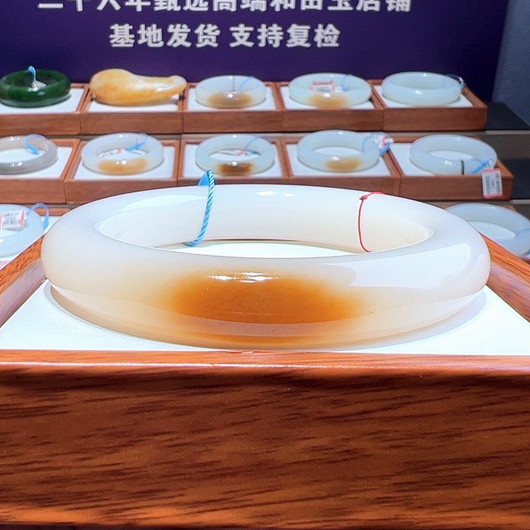 和田玉手镯  59 60未镶嵌