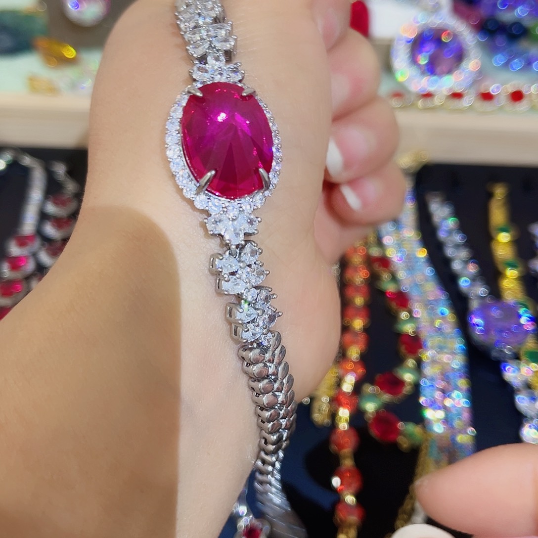 合金璀璨夺目耀眼103