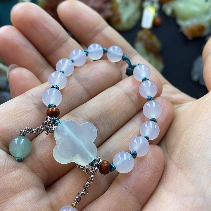 【闪购商品】蛇纹石玉吊坠未镶嵌