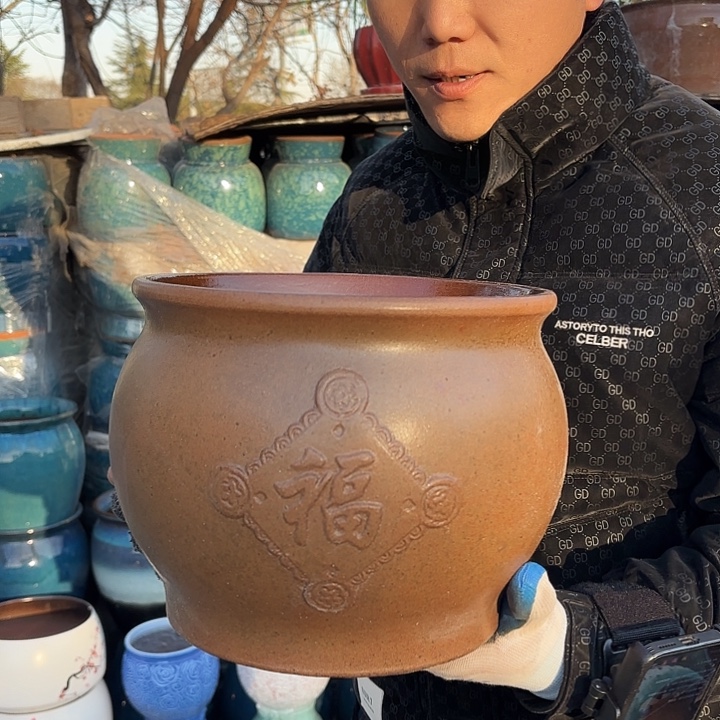 高度20厘米口25厘米