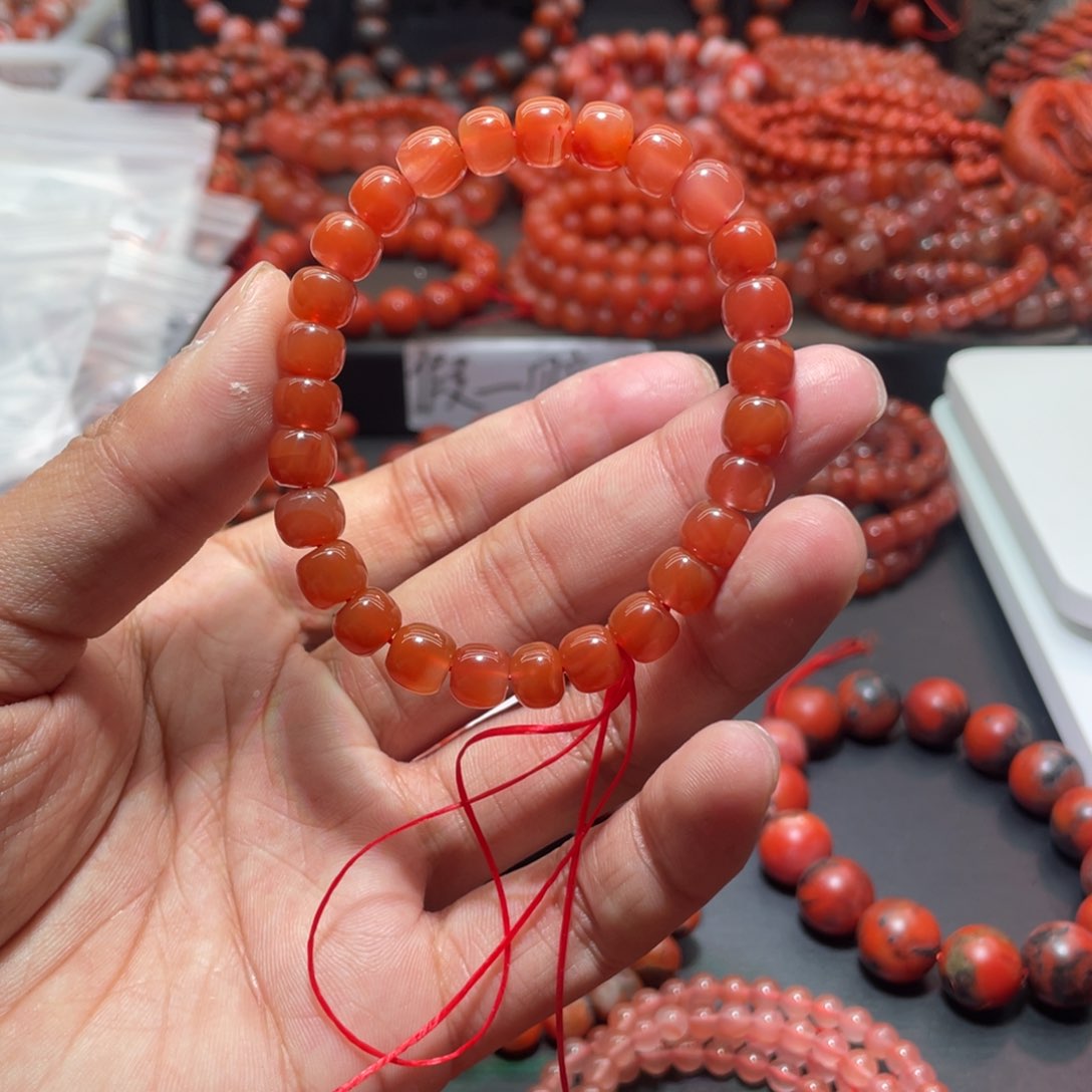 南红玛瑙手链未镶嵌