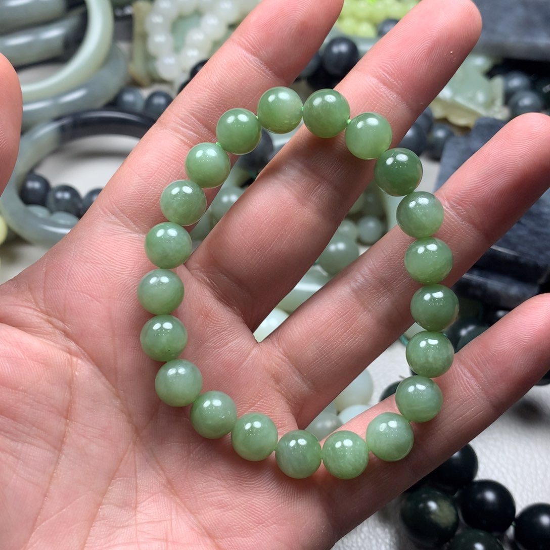 未镶嵌和田玉（碧玉）手链