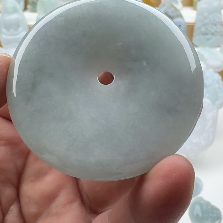 翡翠未镶嵌颈饰天然缅甸A货翡翠