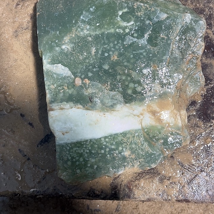 秦***）蛇纹石玉未镶嵌天然岫玉多样性发一