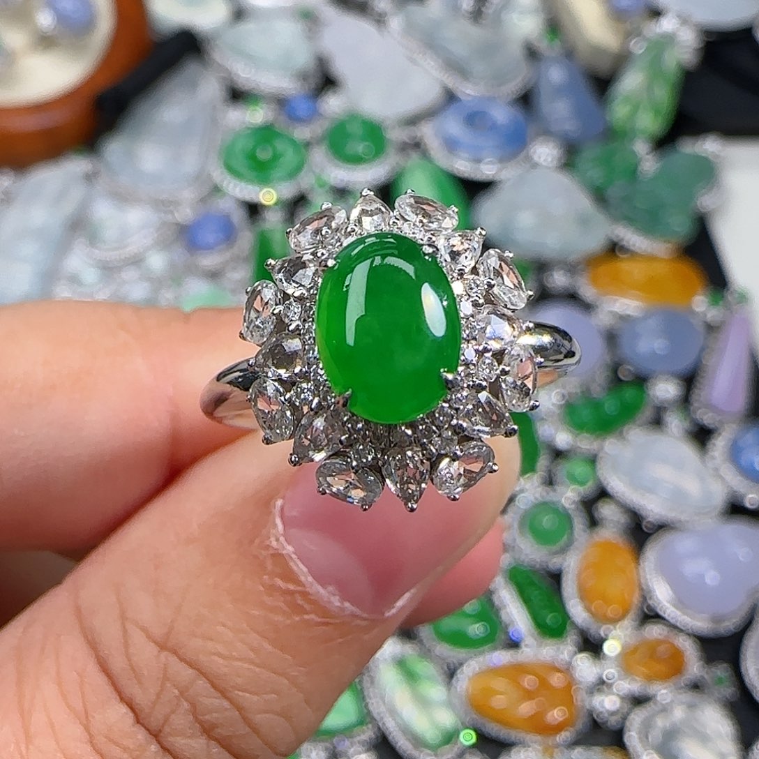 翡翠18K金镶嵌戒指天然翡翠