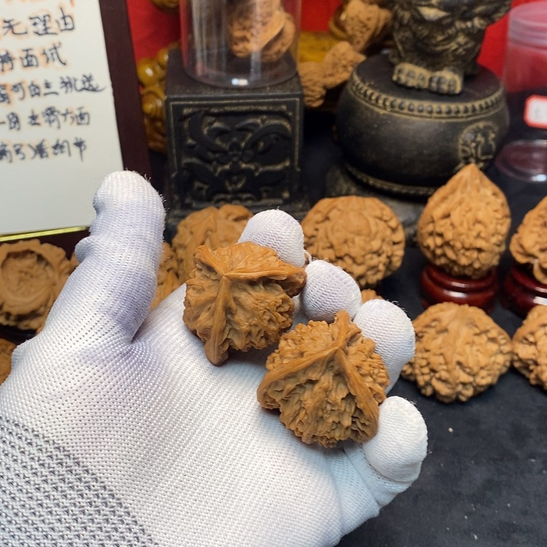 文玩核桃吊坠文玩核桃37全品盘山三棱