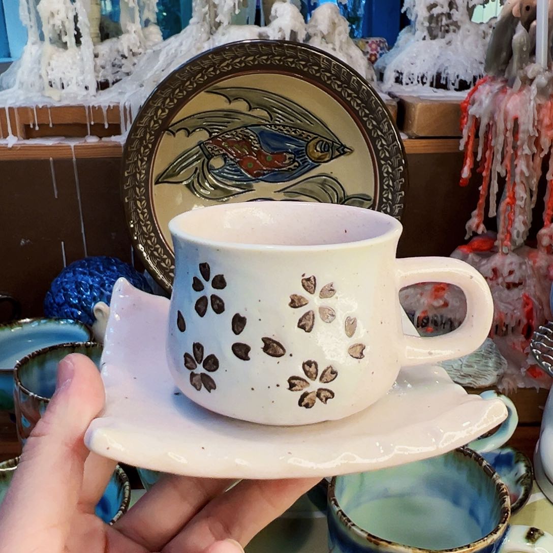 咖啡杯和茶杯是很配噢哦