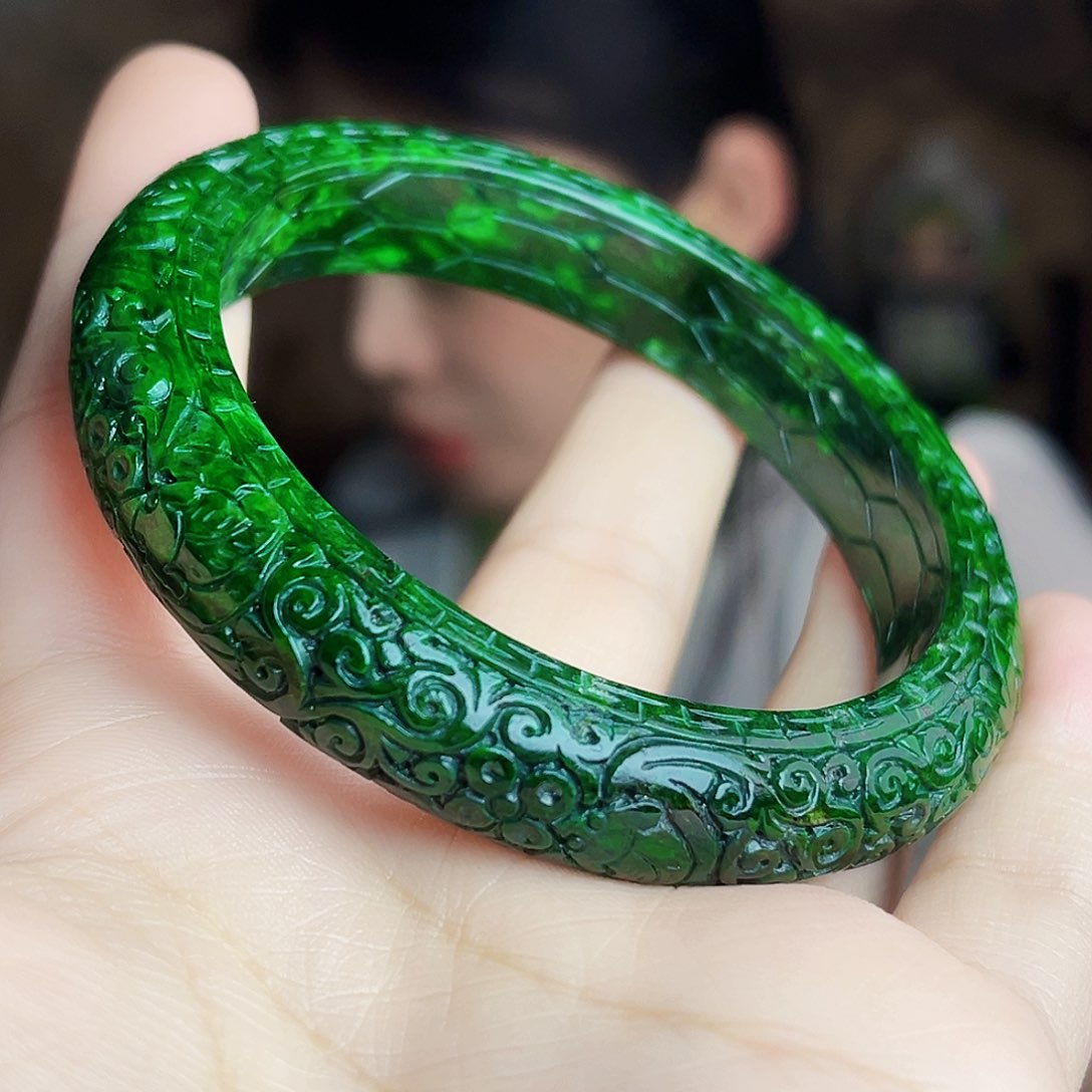 翡翠未镶嵌颈饰手镯57-59