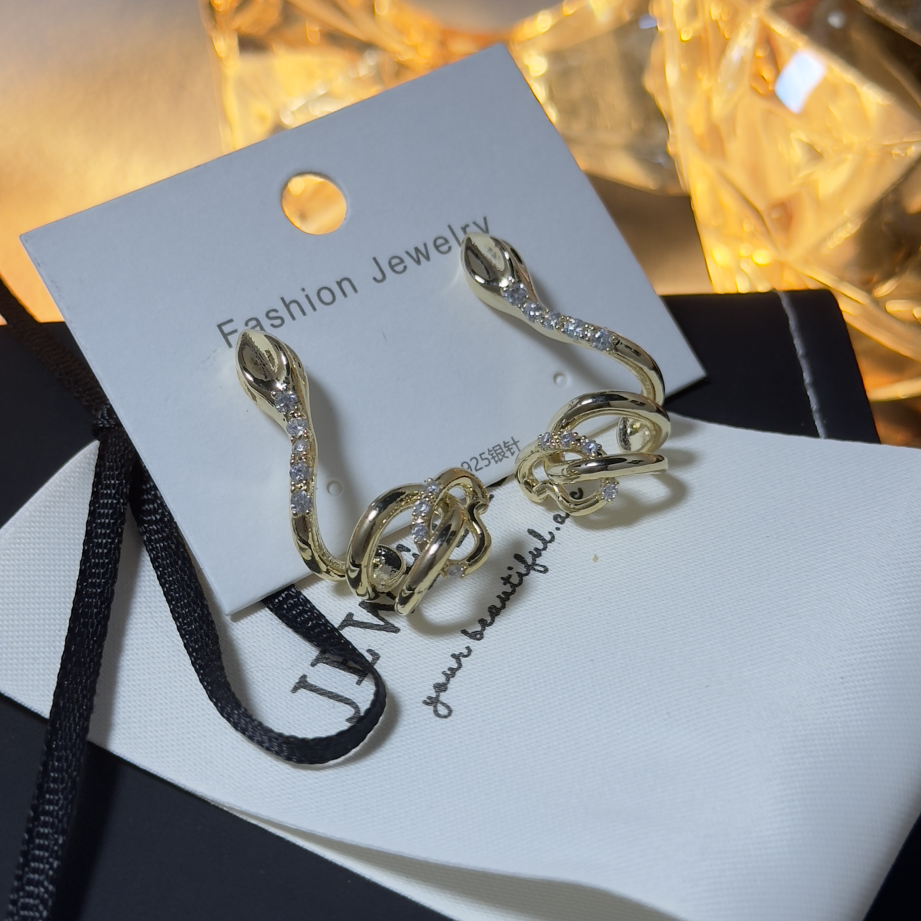 铜合金合成锆石耳饰 手工气质轻奢时尚百搭复古简约耳环QC3321