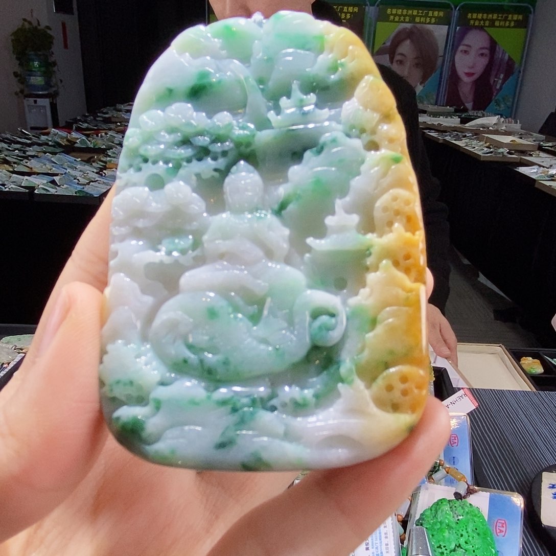 颈饰未镶嵌翡翠翡翠
